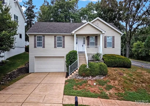 Single family home for sale at 1092 Johanna Dr, Ballwin, MO 63021 | MLS# MIS26060533