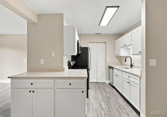 Photo 4 of Condo for sale at 2415 Sandalwood Crk Ct #C, Wildwood, MO 63038 | MLS# MIS26060560 | Listing updated on 2026-09-24