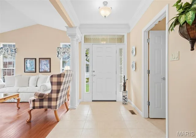 Photo 3 of Single family home for sale at 6296 Whisper Bnd Dr, Saint Louis, MO 63129 | MLS# MIS26060586 | Listing updated on 2026-10-06