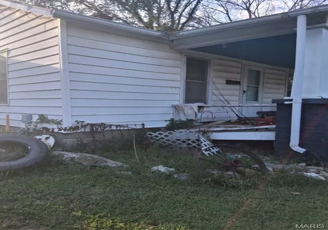 Photo 3 of Single family home for sale at 344 Mansur St, Chillicothe, MO 64601 | MLS# MIS26060604 | Listing updated on 2026-10-14