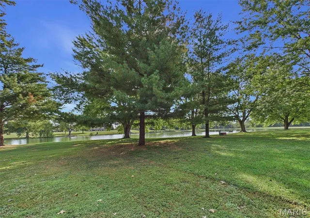 Photo 2 of Single family home for sale at 9012 Range Dr, New Athens, IL 62264 | MLS# MIS26060620 | Listing updated on 2026-10-04