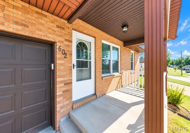 Photo 2 of Single family home for sale at 602 Stewart St, De Soto, MO 63020 | MLS# MIS26060623 | Listing updated on 2026-10-05