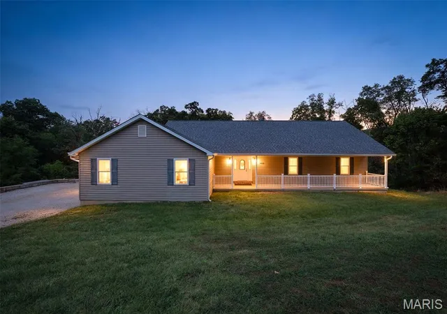 Photo 1 of Single family home for sale at 4719 Elmer Ln, House Springs, MO 63051 | MLS# MIS26060624 | Listing updated on 2026-09-24