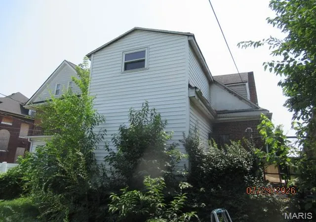 Photo 3 of Single family home for sale at 4569 Lewis Pl, Saint Louis, MO 63113 | MLS# MIS26060651 | Listing updated on 2026-09-19