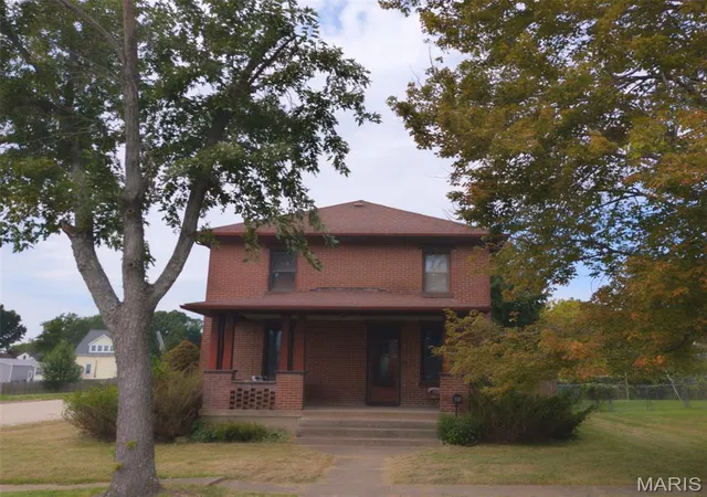 Photo 4 of Single family home for sale at 511 S 3rd Street, Owensville, MO 65066 | MLS# MIS26060660 | Listing updated on 2026-10-01