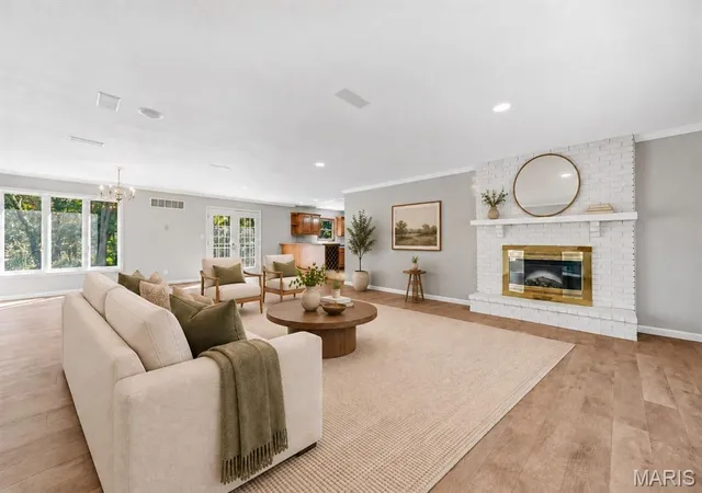 Photo 3 of Single family home for sale at 19646 Clark Rd, Warrenton, MO 63383 | MLS# MIS26060664 | Listing updated on 2026-10-09