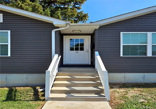 Photo 4 of Single family home for sale at 34 S Olive St, Sullivan, MO 63080 | MLS# MIS26060671 | Listing updated on 2026-09-23