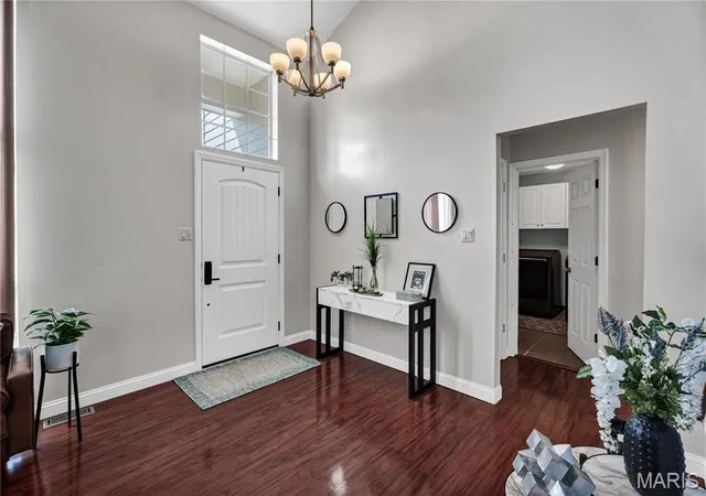 Photo 2 of Single family home for sale at 372 Buckhurst Dr, Ballwin, MO 63021 | MLS# MIS26060704 | Listing updated on 2026-09-23