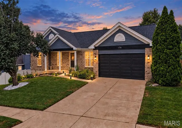 Photo 3 of Single family home for sale at 1704 Fairview Farms Cir, Wentzville, MO 63385 | MLS# MIS26060709 | Listing updated on 2026-10-07