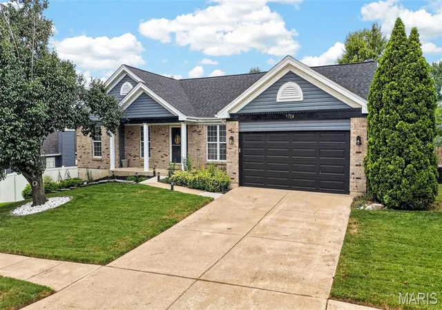 Photo 4 of Single family home for sale at 1704 Fairview Farms Cir, Wentzville, MO 63385 | MLS# MIS26060709 | Listing updated on 2026-10-07