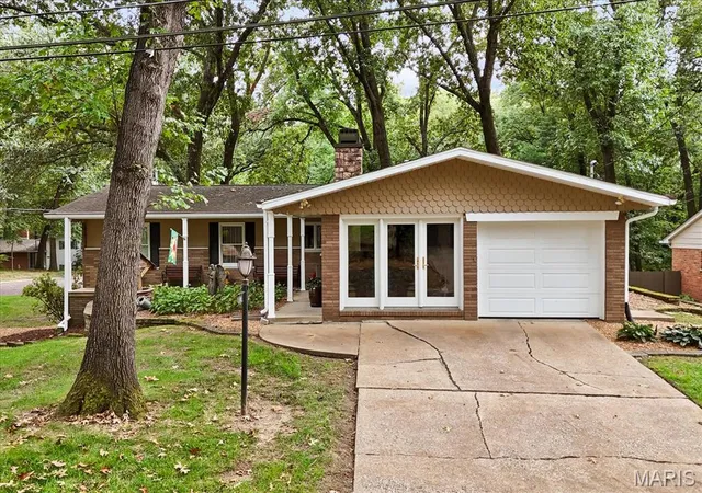 Photo 3 of Single family home for sale at 18 Rue Deau Ville Dr, Belleville, IL 62226 | MLS# MIS26060728 | Listing updated on 2026-10-09