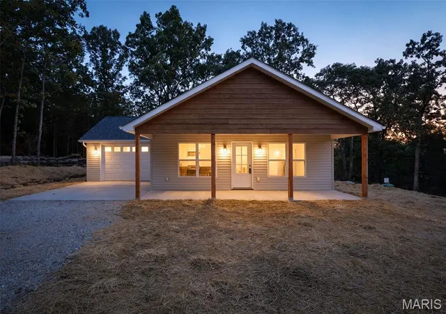 Photo 1 of Single family home for sale at 1428 Rue Cynthia, Bonne Terre, MO 63628 | MLS# MIS26060730 | Listing updated on 2026-10-05
