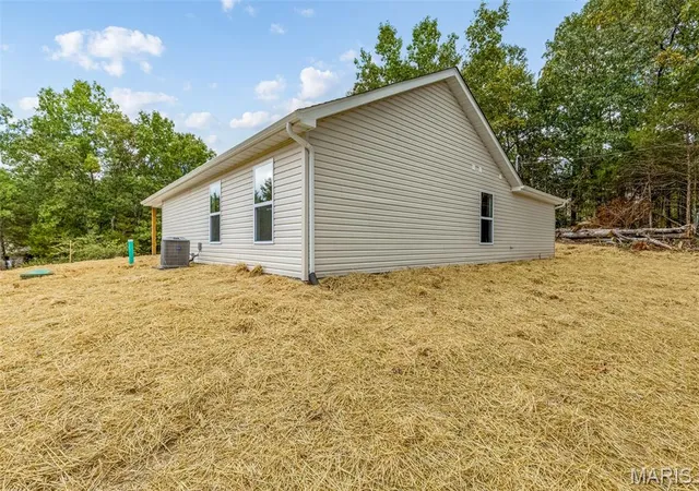 Photo 4 of Single family home for sale at 1428 Rue Cynthia, Bonne Terre, MO 63628 | MLS# MIS26060730 | Listing updated on 2026-10-05