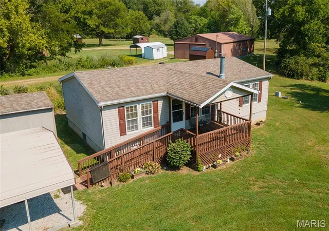 Photo 2 of Manufactured home for sale at 1433 Elkville Blacktop, Elkville, IL 62932 | MLS# MIS26060749 | Listing updated on 2026-09-19