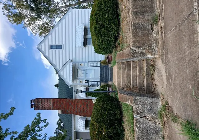 Photo 2 of Single family home for sale at 812 W Miller St, De Soto, MO 63020 | MLS# MIS26060757 | Listing updated on 2026-10-02
