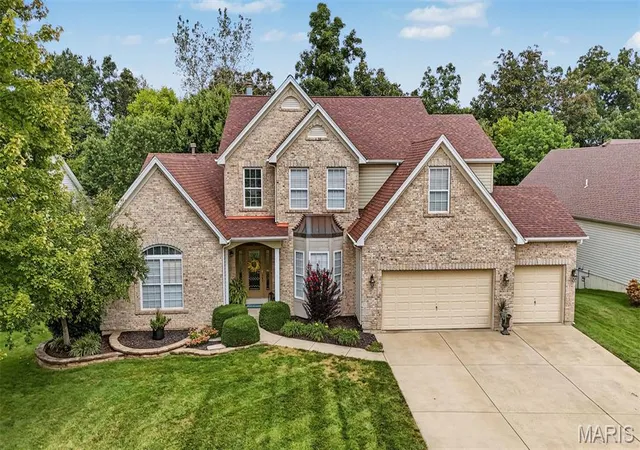 Photo 2 of Single family home for sale at 1052 Brk Mont Dr, O Fallon, MO 63366 | MLS# MIS26060784 | Listing updated on 2026-09-25