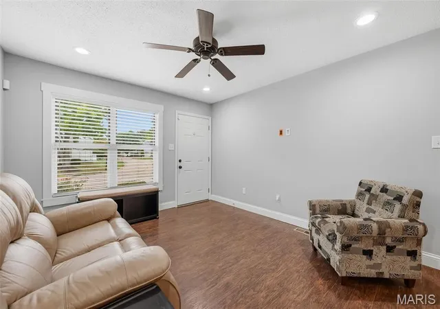 Photo 2 of Sale Pending at 3248 Meadow Trl Dr #75, Saint Peters, MO 63376 | MLS# MIS26060792 | Listing updated on 2026-10-05