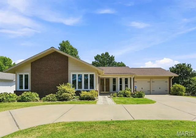 Photo 1 of Sale Pending at 738 Henry Ave, Ballwin, MO 63011 | MLS# MIS26060798 | Listing updated on 2026-10-05