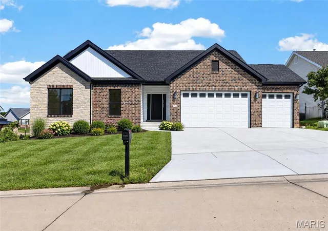 Single family home for sale at 703 Vista Springs Ct, Wentzville, MO 63385 | MLS# MIS26060814 | Listing updated on 2026-09-24