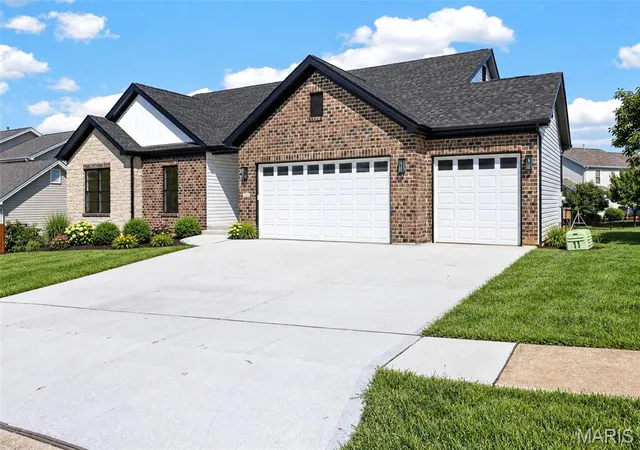Photo 1 of Single family home for sale at 703 Vista Springs Ct, Wentzville, MO 63385 | MLS# MIS26060814 | Listing updated on 2026-09-24
