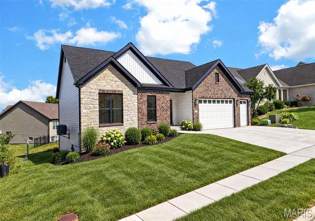 Photo 2 of Single family home for sale at 703 Vista Springs Ct, Wentzville, MO 63385 | MLS# MIS26060814 | Listing updated on 2026-09-24