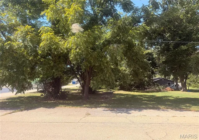 Photo 1 of Land for sale at 104 6th Street, Park Hills, MO 63601 | MLS# MIS26060821 | Listing updated on 2026-09-21