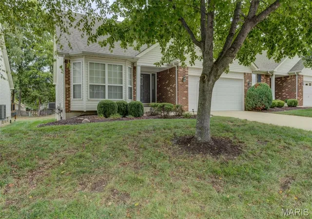 Photo 3 of Condo for sale at 2107 Mcgregor Cir, O Fallon, MO 63368 | MLS# MIS26060825 | Listing updated on 2026-09-28