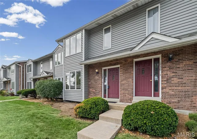 Photo 2 of Condo for sale at 1728 Forest Hills Dr #B, Saint Charles, MO 63303 | MLS# MIS26060827 | Listing updated on 2026-09-24