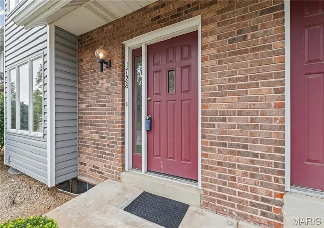 Photo 3 of Condo for sale at 1728 Forest Hills Dr #B, Saint Charles, MO 63303 | MLS# MIS26060827 | Listing updated on 2026-09-24