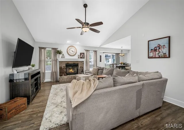 Photo 4 of Single family home for sale at 156 Old Williamsburg Pkwy, Wentzville, MO 63385 | MLS# MIS26060834 | Listing updated on 2026-10-07