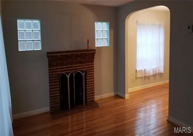 Photo 2 of Single family home for sale at 6914 Willow Wood Dr, Saint Louis, MO 63121 | MLS# MIS26060838 | Listing updated on 2026-09-23