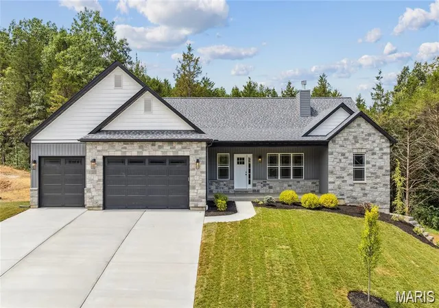 Photo 1 of Sale Pending at 448 Shady Trl Dr, Troy, MO 63379 | MLS# MIS26060843 | Listing updated on 2026-09-21