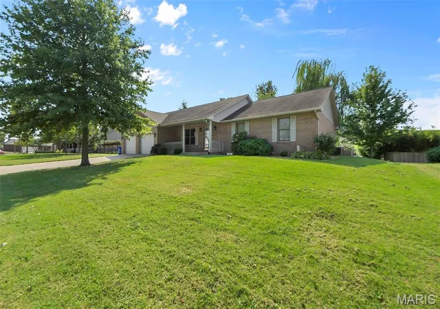 Photo 1 of Sale Pending at 1237 Bramblewood Rd, Jackson, MO 63755 | MLS# MIS26060847 | Listing updated on 2026-10-06