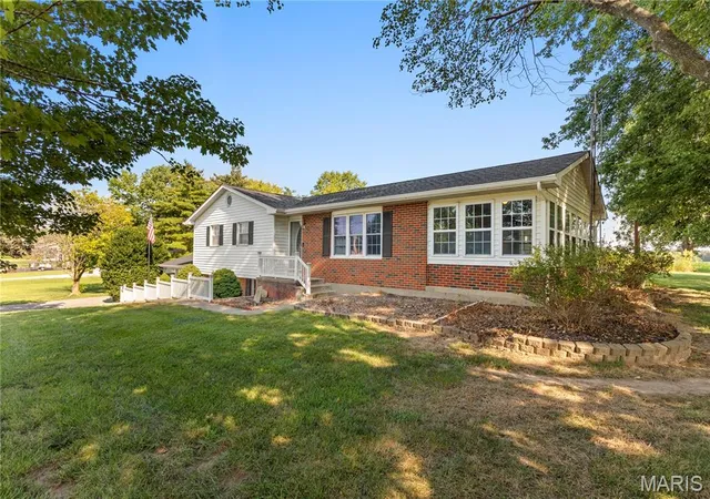 Photo 3 of Single family home for sale at 157 W Mill St, Ruma, IL 62278 | MLS# MIS26060862 | Listing updated on 2026-09-24
