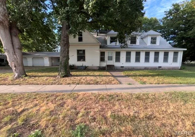 Photo 1 of Sale Pending at 266 N 2nd Street, Livingston, IL 62058 | MLS# MIS26060864 | Listing updated on 2026-10-01