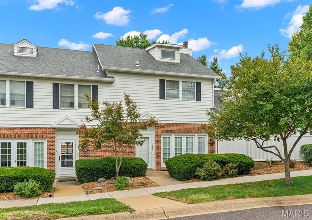 Photo 1 of Condo for sale at 212 Carriage Ct, Washington, MO 63090 | MLS# MIS26060865 | Listing updated on 2026-09-24