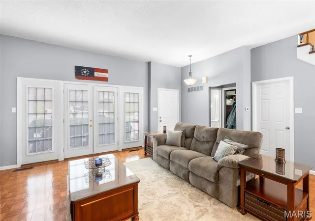 Photo 3 of Condo for sale at 212 Carriage Ct, Washington, MO 63090 | MLS# MIS26060865 | Listing updated on 2026-09-21