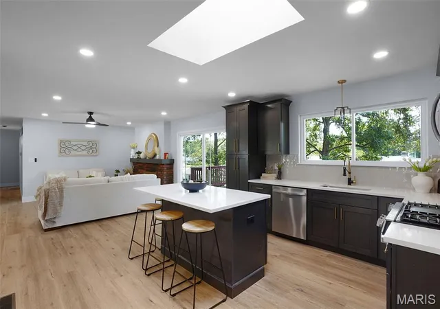 Photo 3 of Single family home for sale at 3216 Yorkchester Dr, Saint Louis, MO 63129 | MLS# MIS26060875 | Listing updated on 2026-10-07