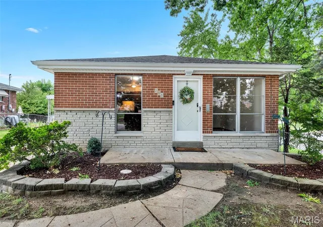 Photo 1 of Single family home for sale at 701 Ave H, Saint Louis, MO 63125 | MLS# MIS26060877 | Listing updated on 2026-10-02