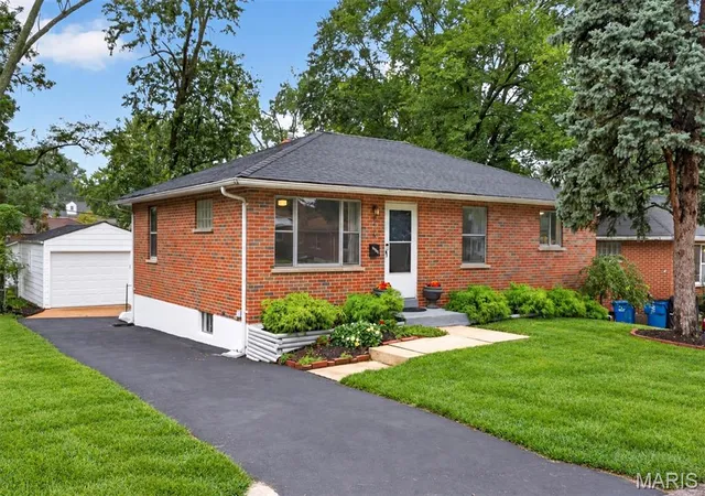Photo 2 of Single family home for sale at 9016 Bessemer Ave, Saint Louis, MO 63134 | MLS# MIS26060885 | Listing updated on 2026-09-28