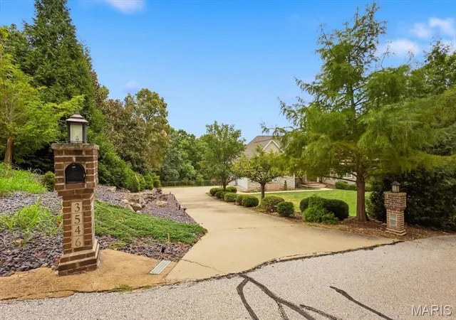 Photo 1 of Single family home for sale at 3546 Hawthorne Ridge Dr, Eureka, MO 63025 | MLS# MIS26060892 | Listing updated on 2026-10-05