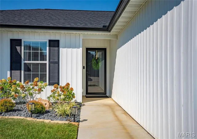 Photo 1 of Single family home for sale at 5355 Byrd Crk Trl, Jackson, MO 63755 | MLS# MIS26060894 | Listing updated on 2026-09-21