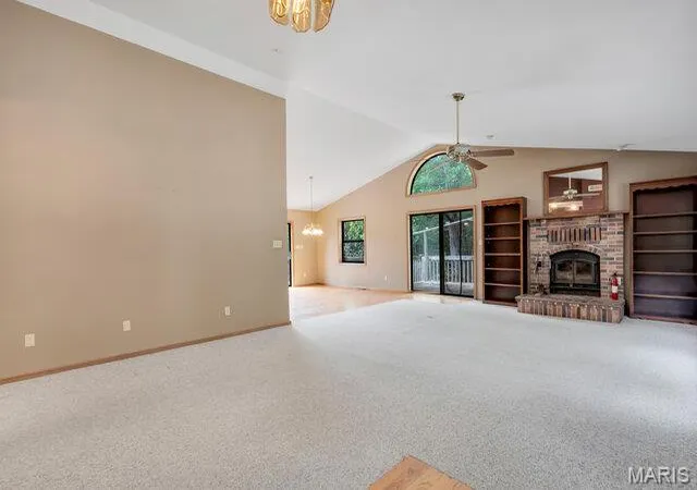 Photo 4 of Sale Pending at 5776 Timber Ln, Hillsboro, MO 63050 | MLS# MIS26060895 | Listing updated on 2026-10-03