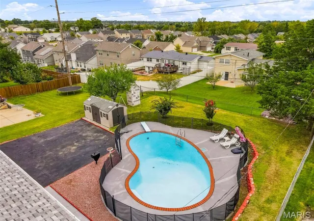 Photo 2 of Single family home for sale at 3927 Trotwood Pl, Saint Louis, MO 63125 | MLS# MIS26060903 | Listing updated on 2026-10-06