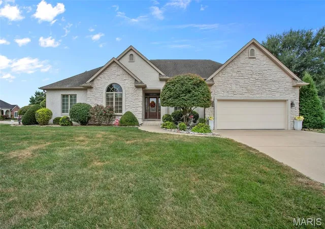 Photo 1 of Single family home for sale at 2313 Derbyshire Ln, Cape Girardeau, MO 63701 | MLS# MIS26060905 | Listing updated on 2026-10-05