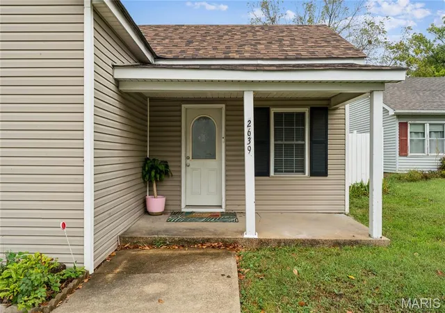 Photo 3 of Single family home for sale at 2639 Highway 100, Gray Summit, MO 63039 | MLS# MIS26060909 | Listing updated on 2026-10-06