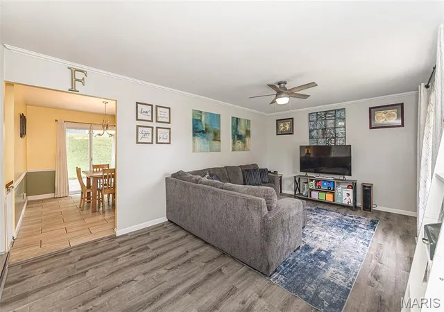 Photo 3 of Single family home for sale at 615 Country Lake Dr, Saint Peters, MO 63376 | MLS# MIS26060913 | Listing updated on 2026-09-25
