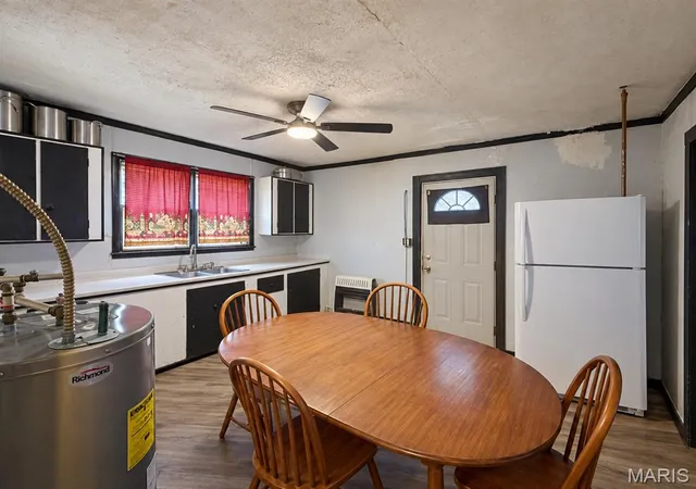 Photo 3 of Single family home for sale at 212 W Pulaski St, Richland, MO 65556 | MLS# MIS26060924 | Listing updated on 2026-09-21