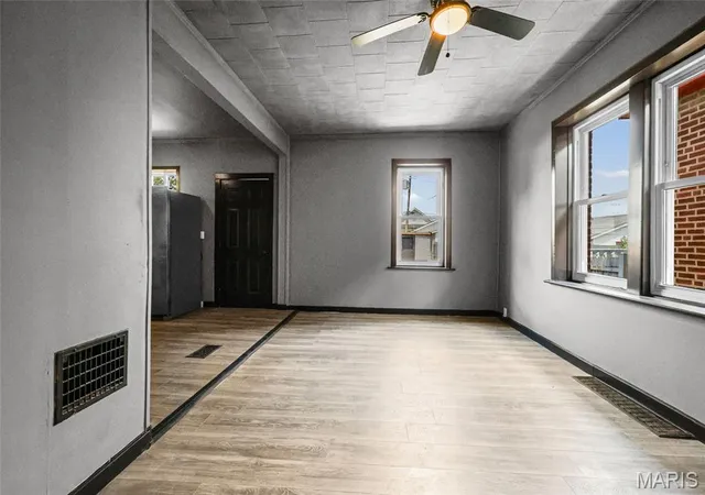 Photo 4 of Single family home for sale at 4447 Gannett St, Saint Louis, MO 63116 | MLS# MIS26060934 | Listing updated on 2026-10-10