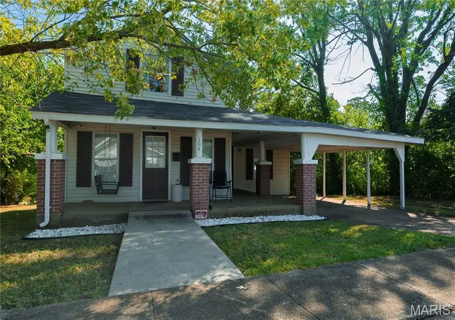 Photo 1 of Single family home for sale at 104 Summit St, Bonne Terre, MO 63628 | MLS# MIS26060941 | Listing updated on 2026-09-24